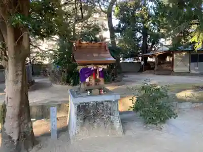 雄郡神社の末社・摂社