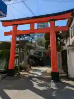 松尾稲荷神社の{uncategorized: "未分類", other: "その他", undefined: "問題あり", building: "その他建物", grave: "お墓", sacred_gate: "鳥居", guardian: "狛犬", statue: "像", buddha: "仏像", history: "歴史", nature: "自然", garden: "庭園", animal: "動物", pagoda: "塔", temizu: "手水舎", mountain_gate: "山門・神門", sanctuary: "本殿・本堂", subordinate: "末社・摂社", art: "芸術", scenery: "景色", jizo: "地蔵", ema: "絵馬", goshuin: "御朱印", omikuji: "おみくじ", items: "授与品その他", amulet: "お守り", goshuincho: "御朱印帳", eats: "食事", festival: "お祭り", votive_dance: "神楽", shichigosan: "七五三参", wedding: "結婚式", experience: "体験その他", initially: "初詣", around: "周辺", anti_infection: "感染症対策"}