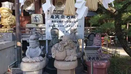 田村神社の像