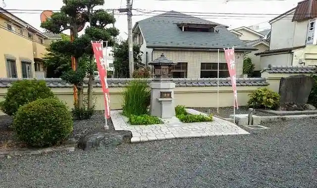 西蓮寺の末社・摂社