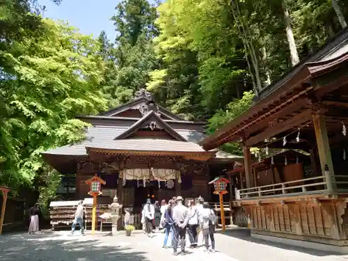 新倉富士浅間神社の本殿