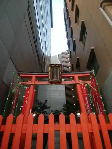 第六天稲荷神社の鳥居