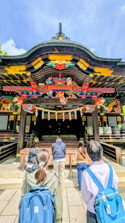 秩父神社の{uncategorized: "未分類", other: "その他", undefined: "問題あり", building: "その他建物", grave: "お墓", sacred_gate: "鳥居", guardian: "狛犬", statue: "像", buddha: "仏像", history: "歴史", nature: "自然", garden: "庭園", animal: "動物", pagoda: "塔", temizu: "手水舎", mountain_gate: "山門・神門", sanctuary: "本殿・本堂", subordinate: "末社・摂社", art: "芸術", scenery: "景色", jizo: "地蔵", ema: "絵馬", goshuin: "御朱印", omikuji: "おみくじ", items: "授与品その他", amulet: "お守り", goshuincho: "御朱印帳", eats: "食事", festival: "お祭り", votive_dance: "神楽", shichigosan: "七五三参", wedding: "結婚式", experience: "体験その他", initially: "初詣", around: "周辺", anti_infection: "感染症対策"}