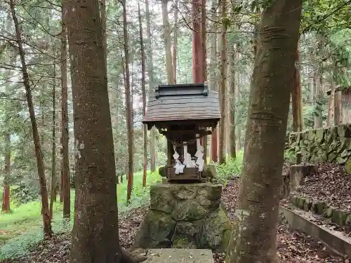 稲荷神社の末社