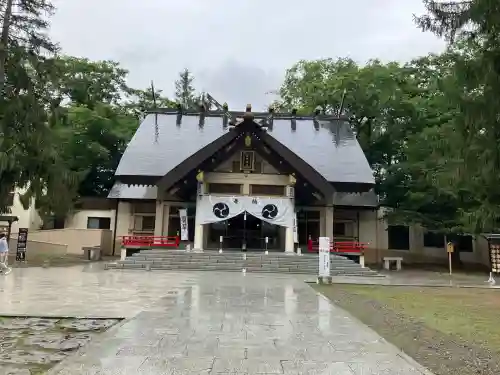 帯廣神社の本殿・本堂