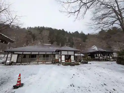 日光山輪王寺別院 温泉寺の本殿