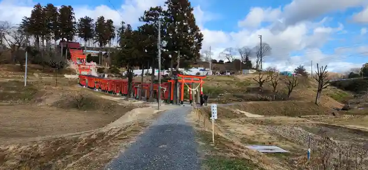 高屋敷稲荷神社の周辺