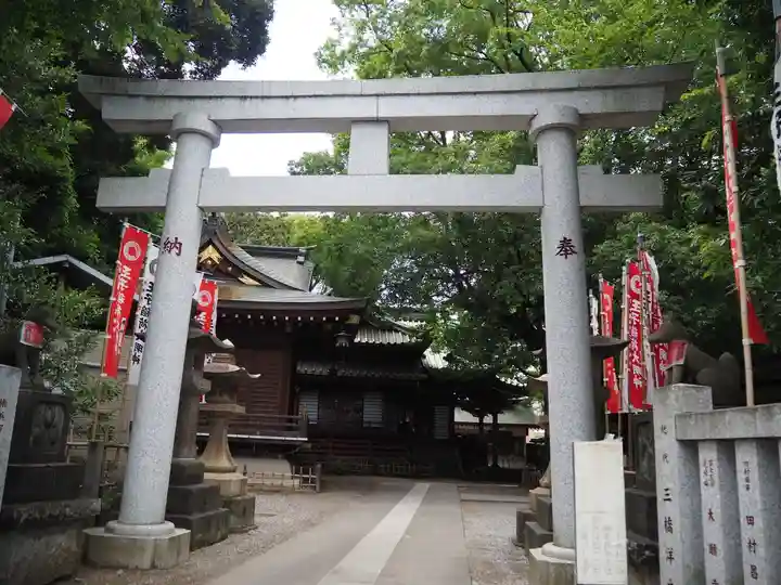 王子稲荷神社の鳥居