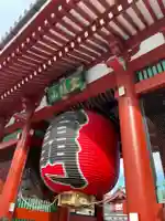浅草寺の山門・神門