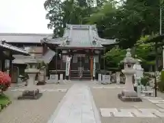 神王寺の本殿