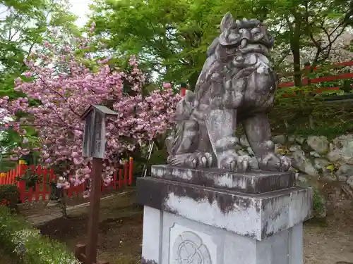 建勲神社の狛犬