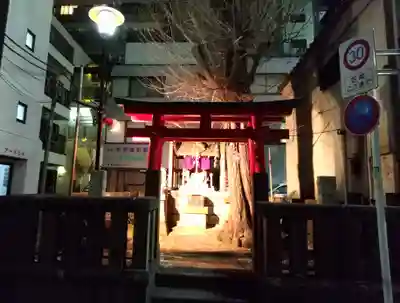 二ツ谷稲荷神社(神奈川県)