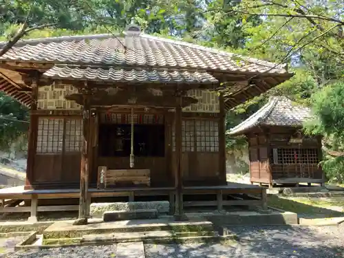 正法寺の本殿