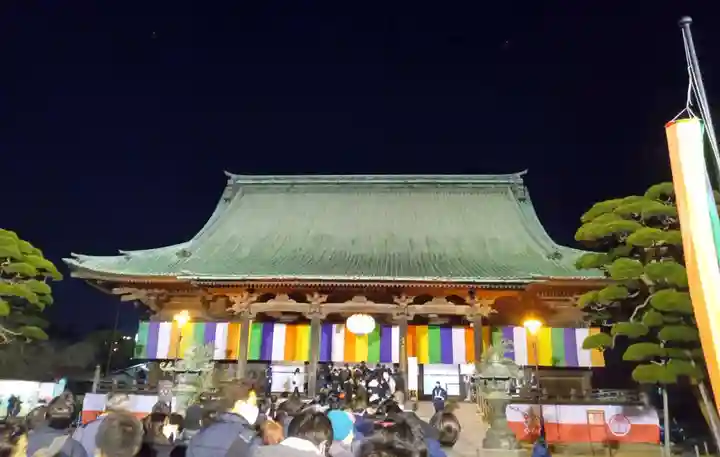 護国寺の本殿・本堂
