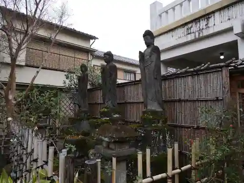 薬師寺　南蔵院 の地蔵