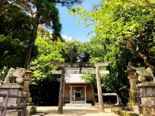 富田八幡神社の鳥居