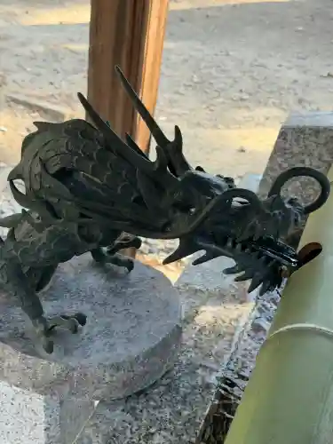 上之村神社の{uncategorized: "未分類", other: "その他", undefined: "問題あり", building: "その他建物", grave: "お墓", sacred_gate: "鳥居", guardian: "狛犬", statue: "像", buddha: "仏像", history: "歴史", nature: "自然", garden: "庭園", animal: "動物", pagoda: "塔", temizu: "手水舎", mountain_gate: "山門・神門", sanctuary: "本殿・本堂", subordinate: "末社・摂社", art: "芸術", scenery: "景色", jizo: "地蔵", ema: "絵馬", goshuin: "御朱印", omikuji: "おみくじ", items: "授与品その他", amulet: "お守り", goshuincho: "御朱印帳", eats: "食事", festival: "お祭り", votive_dance: "神楽", shichigosan: "七五三参", wedding: "結婚式", experience: "体験その他", initially: "初詣", around: "周辺", anti_infection: "感染症対策"}