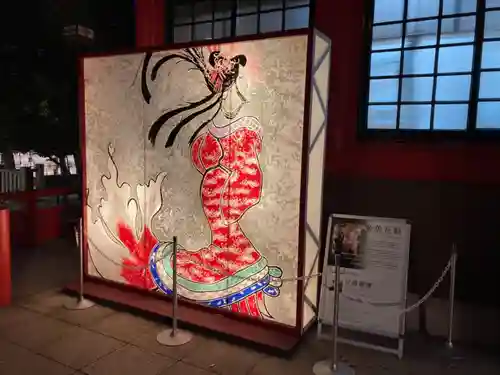 富岡八幡宮の芸術