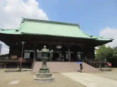 護国寺の本殿・本堂