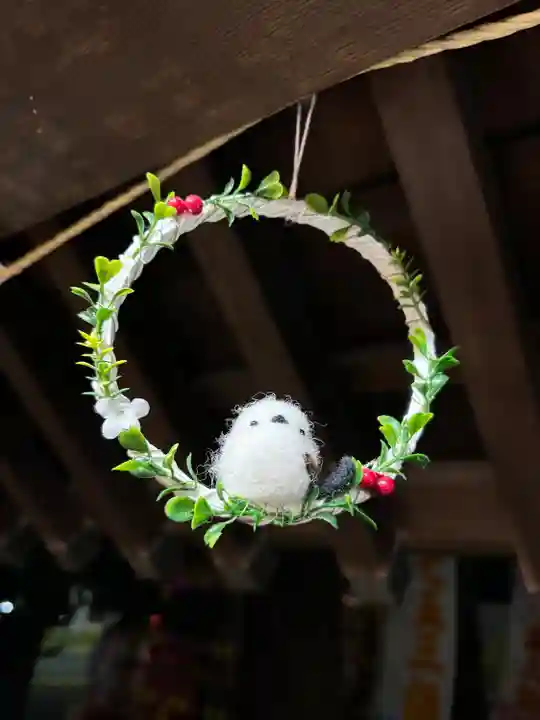 札幌諏訪神社の像