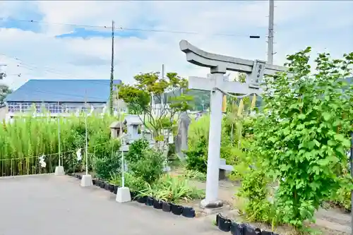 石動神社の末社