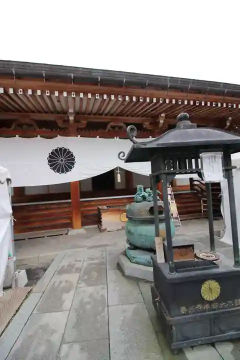 善光寺大本願の本殿・本堂