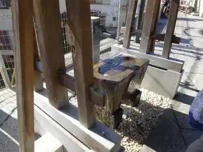 太田杉山神社・横濱水天宮の手水舎