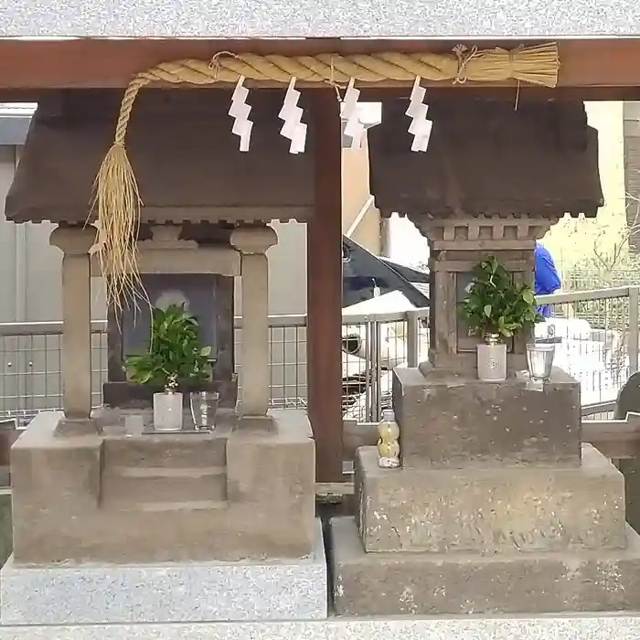 小野原稲荷神社の建物その他