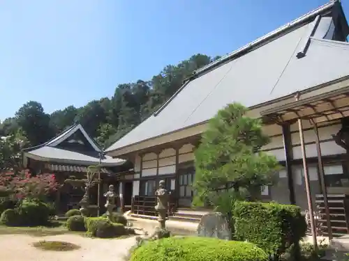 隠龍寺の本殿・本堂