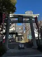 矢先稲荷神社の{uncategorized: "未分類", other: "その他", undefined: "問題あり", building: "その他建物", grave: "お墓", sacred_gate: "鳥居", guardian: "狛犬", statue: "像", buddha: "仏像", history: "歴史", nature: "自然", garden: "庭園", animal: "動物", pagoda: "塔", temizu: "手水舎", mountain_gate: "山門・神門", sanctuary: "本殿・本堂", subordinate: "末社・摂社", art: "芸術", scenery: "景色", jizo: "地蔵", ema: "絵馬", goshuin: "御朱印", omikuji: "おみくじ", items: "授与品その他", amulet: "お守り", goshuincho: "御朱印帳", eats: "食事", festival: "お祭り", votive_dance: "神楽", shichigosan: "七五三参", wedding: "結婚式", experience: "体験その他", initially: "初詣", around: "周辺", anti_infection: "感染症対策"}