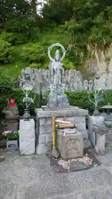 海向山岩松寺金蔵院の仏像