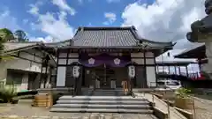 観音寺の本殿