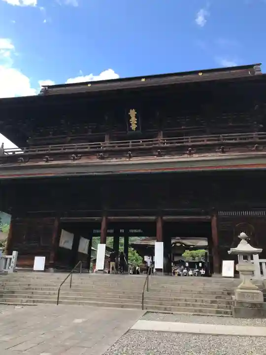 善光寺の山門・神門