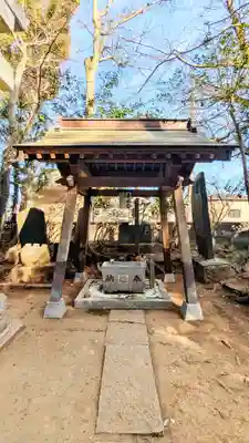 七百餘所神社 の手水舎