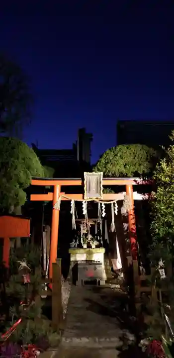 伏見稲荷神社(東京都)