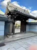 如来院の山門・神門