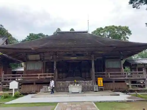 國分寺の本殿・本堂