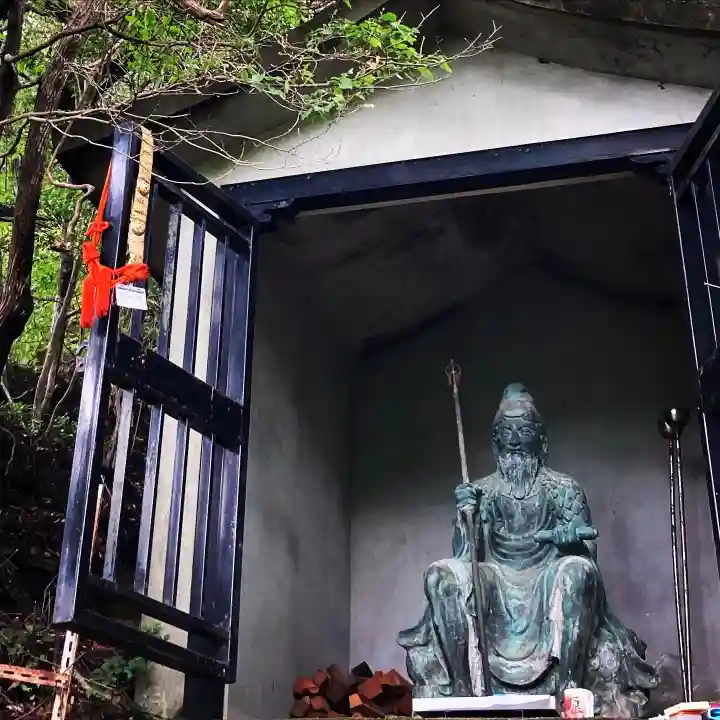 大本山七宝瀧寺の像