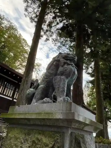 諏訪大社下社春宮(長野県)