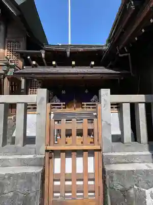 千代保稲荷神社の末社・摂社