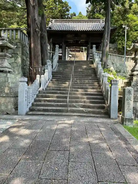 粒坐天照神社(兵庫県)