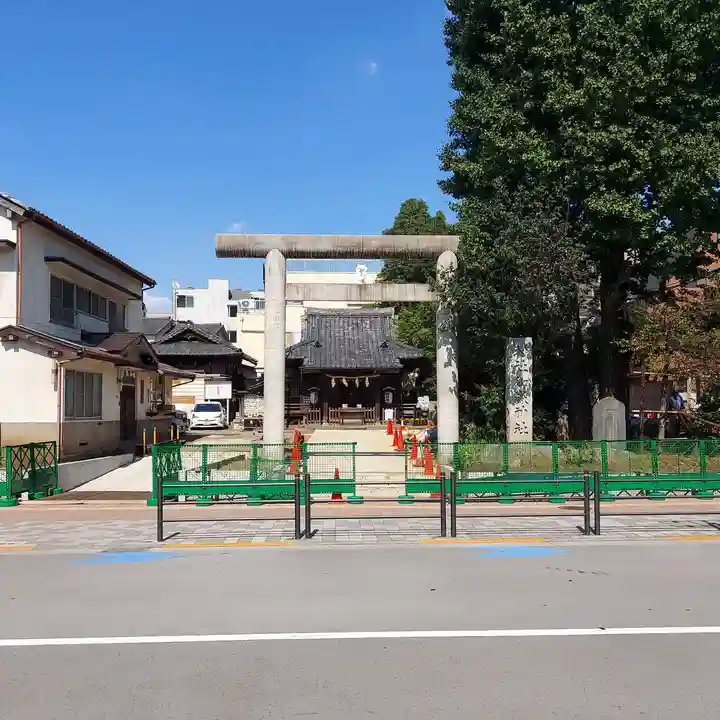 池袋御嶽神社の鳥居