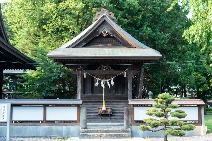 鳥海月山両所宮(山形県)