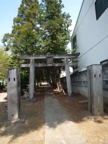 白山神社の鳥居