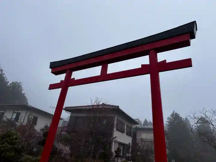 阿字ヶ池弁財天の鳥居