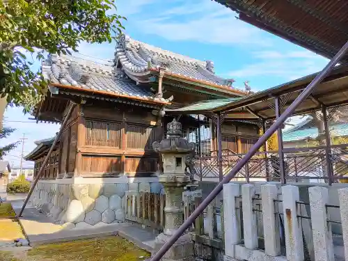 六所社（三ツ井）の本殿・本堂