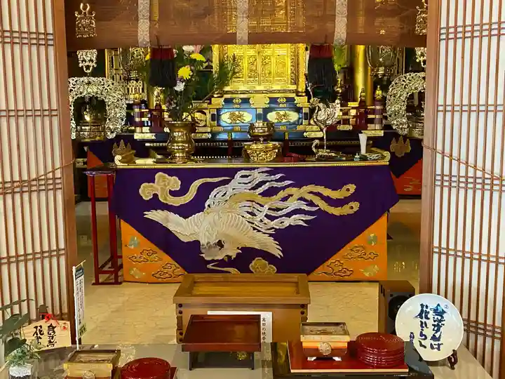 宣隆寺の本殿・本堂