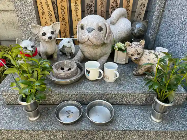 浩妙寺の{uncategorized: "未分類", other: "その他", undefined: "問題あり", building: "その他建物", grave: "お墓", sacred_gate: "鳥居", guardian: "狛犬", statue: "像", buddha: "仏像", history: "歴史", nature: "自然", garden: "庭園", animal: "動物", pagoda: "塔", temizu: "手水舎", mountain_gate: "山門・神門", sanctuary: "本殿・本堂", subordinate: "末社・摂社", art: "芸術", scenery: "景色", jizo: "地蔵", ema: "絵馬", goshuin: "御朱印", omikuji: "おみくじ", items: "授与品その他", amulet: "お守り", goshuincho: "御朱印帳", eats: "食事", festival: "お祭り", votive_dance: "神楽", shichigosan: "七五三参", wedding: "結婚式", experience: "体験その他", initially: "初詣", around: "周辺", anti_infection: "感染症対策"}