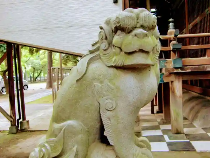 川口神社の狛犬