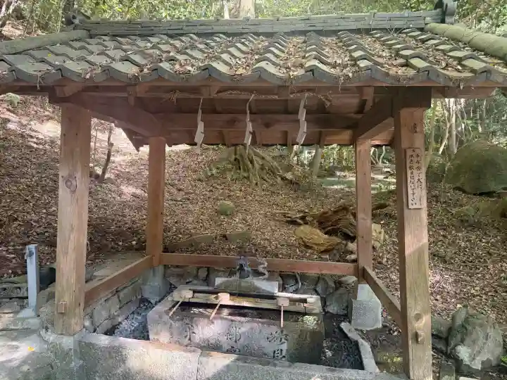 星田妙見宮の{uncategorized: "未分類", other: "その他", undefined: "問題あり", building: "その他建物", grave: "お墓", sacred_gate: "鳥居", guardian: "狛犬", statue: "像", buddha: "仏像", history: "歴史", nature: "自然", garden: "庭園", animal: "動物", pagoda: "塔", temizu: "手水舎", mountain_gate: "山門・神門", sanctuary: "本殿・本堂", subordinate: "末社・摂社", art: "芸術", scenery: "景色", jizo: "地蔵", ema: "絵馬", goshuin: "御朱印", omikuji: "おみくじ", items: "授与品その他", amulet: "お守り", goshuincho: "御朱印帳", eats: "食事", festival: "お祭り", votive_dance: "神楽", shichigosan: "七五三参", wedding: "結婚式", experience: "体験その他", initially: "初詣", around: "周辺", anti_infection: "感染症対策"}